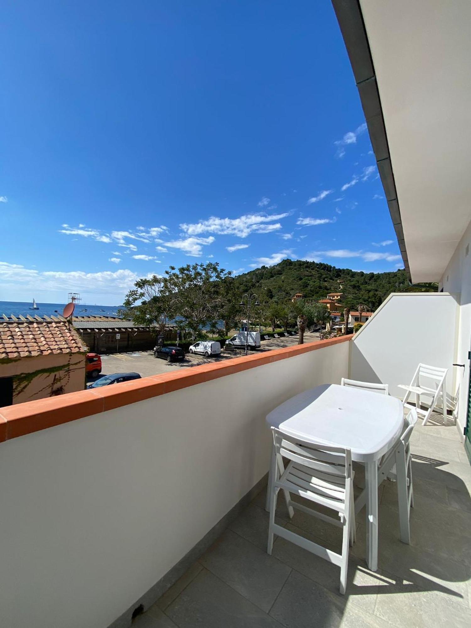 Residence Hotel Villa Mare 포르토페라이오 외부 사진