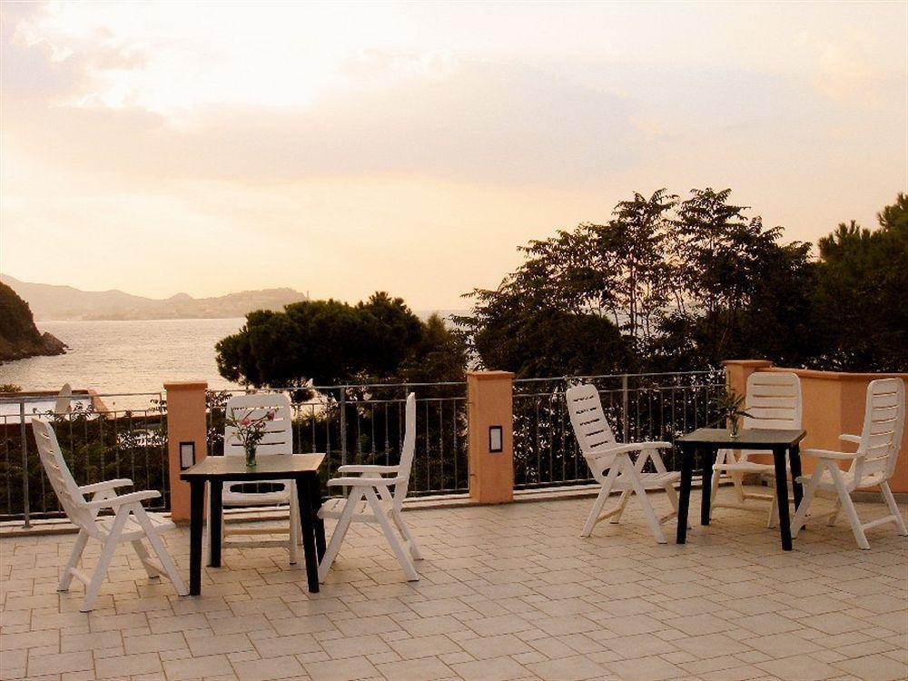 Residence Hotel Villa Mare 포르토페라이오 외부 사진