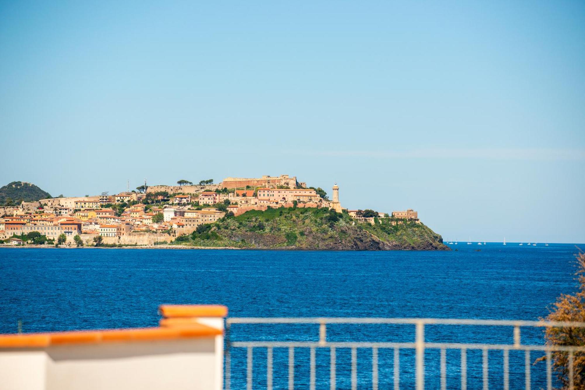 Residence Hotel Villa Mare 포르토페라이오 외부 사진