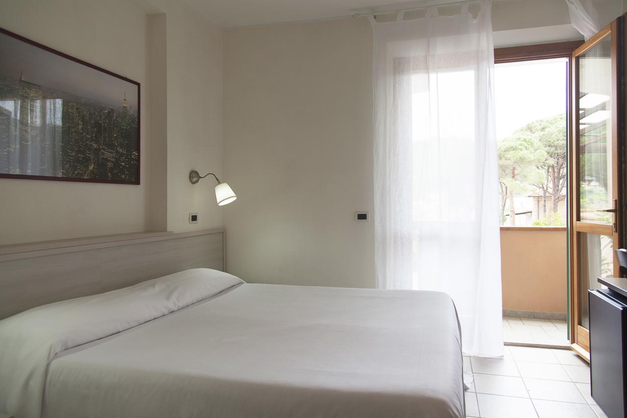 Residence Hotel Villa Mare 포르토페라이오 외부 사진